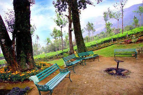 Oak Field Resort Munnar Eksteriør billede